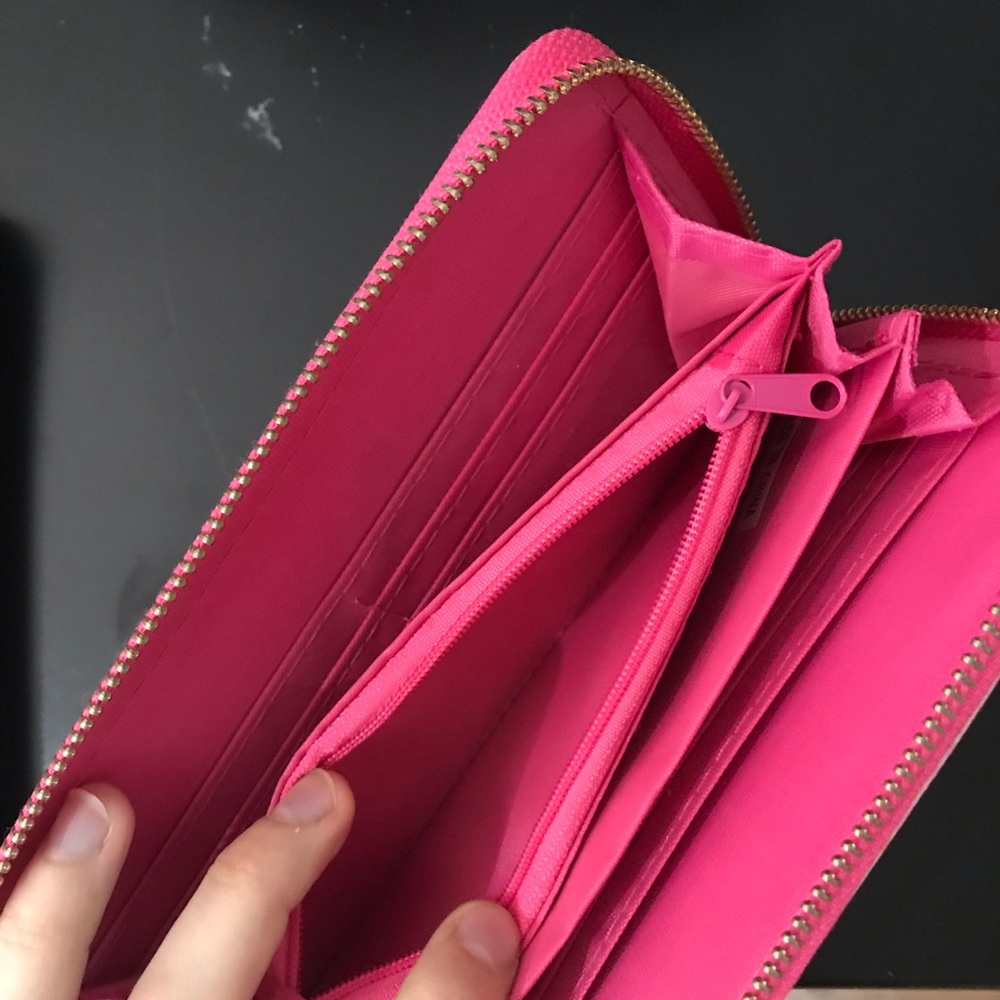 Wallet - Picture 4 of 8